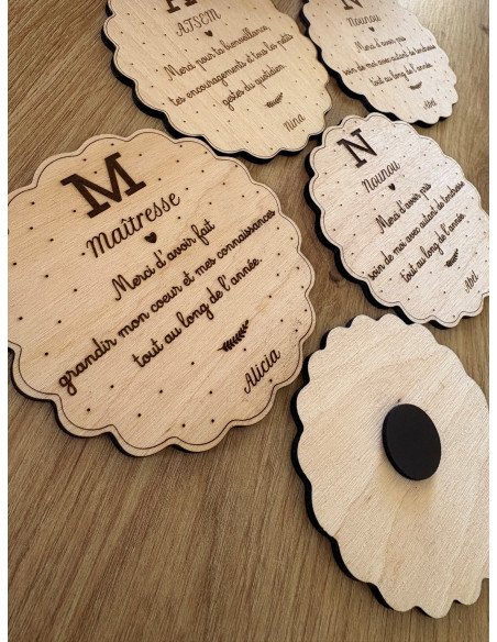 Magnet personnalisé  – Cadeau Maîtresse, ATSEM, Maître ou Nounou