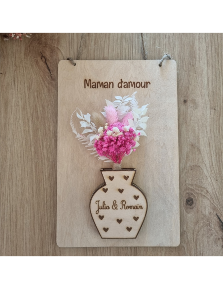 Vase en relief, fleurs séchées & personnalisation