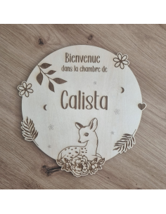 Plaque de porte en bois gravé – Personnalisée thème biche