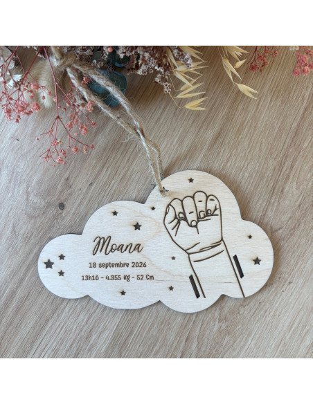 Coffret Naissance Personnalisé – Pochette, bavoir, lange, porte bracelet et hochet en bois
