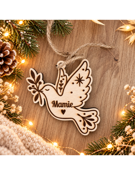 Ornement personnalisée en bois – Prénom -Motif COLOMBE