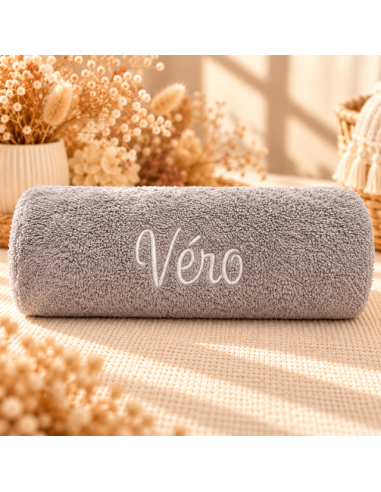 Serviette de bain grise 140x70 cm Prénom