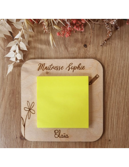 Bloc-note en bois personnalisé – Cadeau de fin d’année maîtresse, maître ou ATSEM modèle fleur✍️🌸