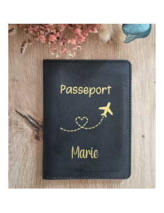 Protège passeport personnalisé logo avion cœur dorée 2