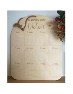 🌟 Plaque souvenir en bois – “Ma première année”...