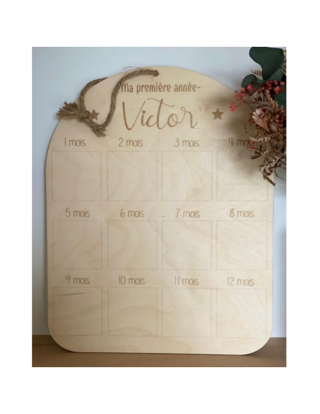🌟 Plaque souvenir en bois – “Ma première année” personnalisée avec prénom thème étoile