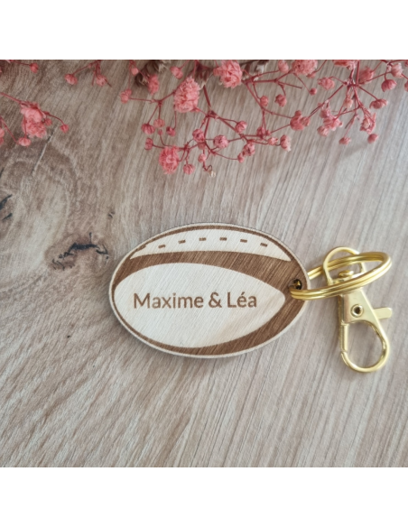 Porte-clés ballon de rugby en bois