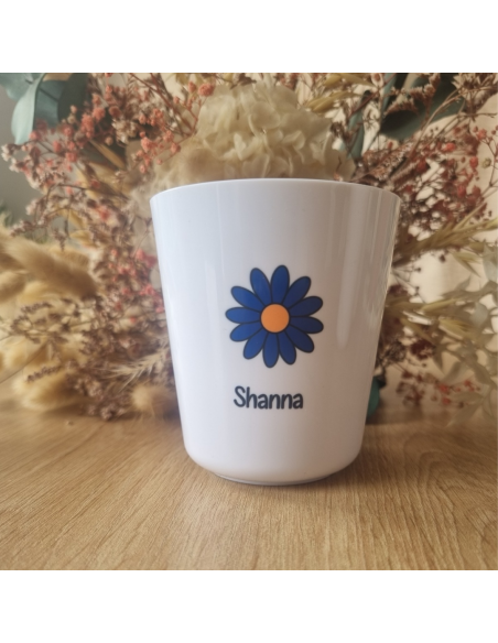 Gobelet enfant en polymère blanc – Prénom + motif FLEUR
