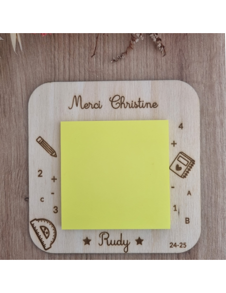 Bloc-note en bois personnalisé – Cadeau de fin d’année maîtresse, maître ou ATSEM modèle fleur✍️🌸