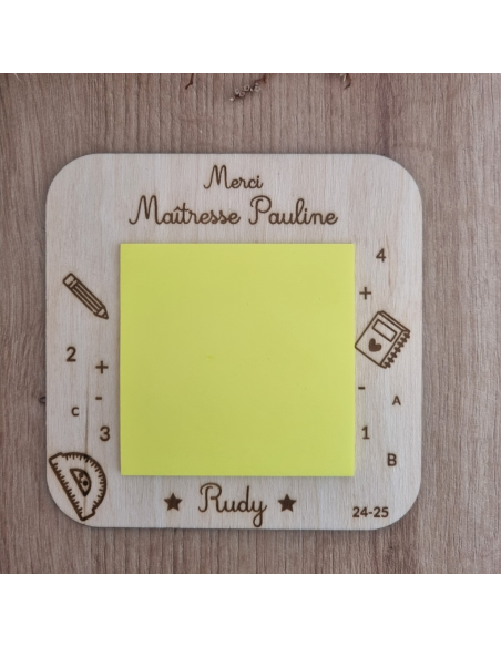 Bloc-note en bois personnalisé – Cadeau de fin d’année maîtresse, maître ou ATSEM modèle fleur✍️🌸