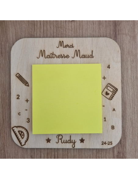 Bloc-note en bois personnalisé – Cadeau de fin d’année maîtresse, maître ou ATSEM modèle fleur✍️🌸