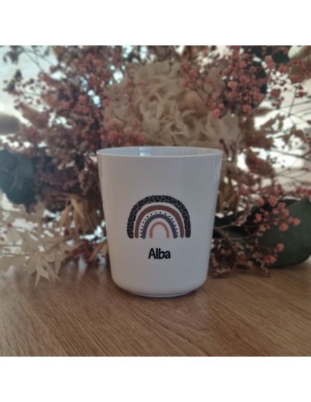 Gobelet enfant en polymère blanc – Prénom + motif ARC EN CIEL