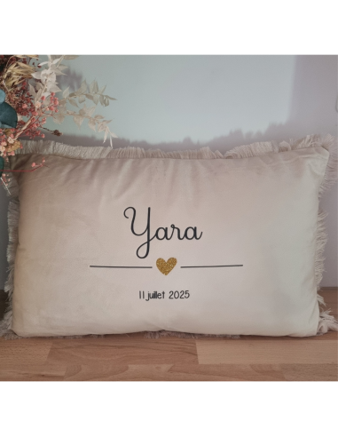 Coussin beige – Prénom & date de naissance
