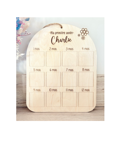 🌟 Plaque souvenir en bois – “Ma première année”...