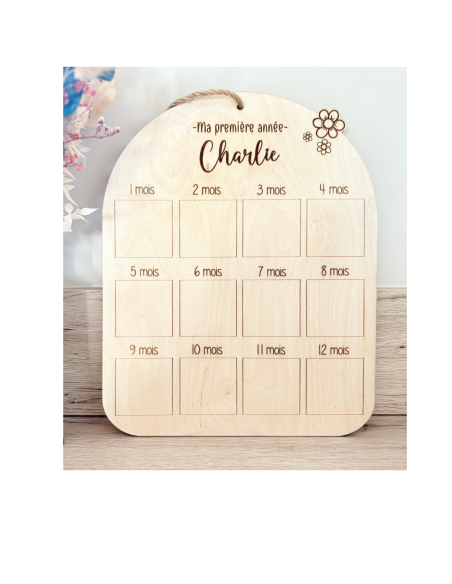 🌟 Plaque souvenir en bois – “Ma première année” personnalisée avec prénom thème fleur