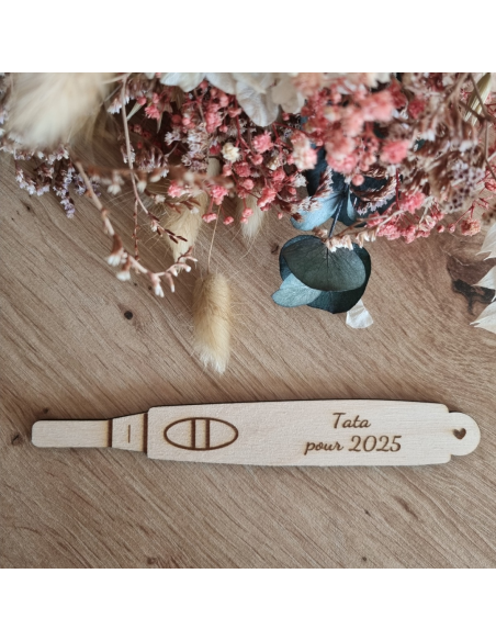 Test de grossesse en bois – Annonce personnalisée Noël