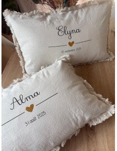 Coussin beige – Prénom & date de naissance