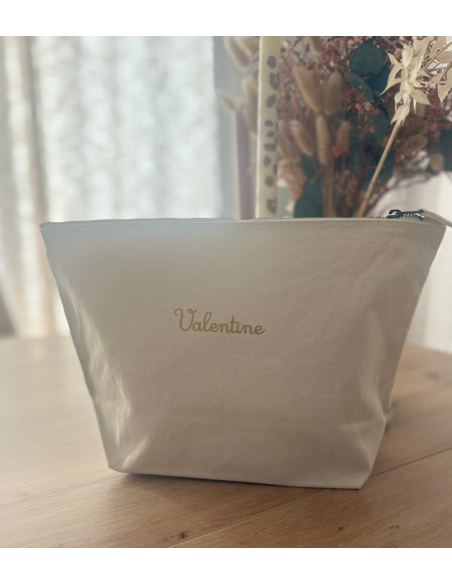 Grande pochette prénom – 5L (23×23×11 cm)