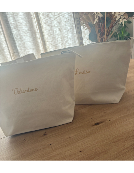 Grande pochette prénom – 5L (23×23×11 cm)