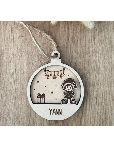 Boule de Noël personnalisée en bois – Prénom -Motif Lutin