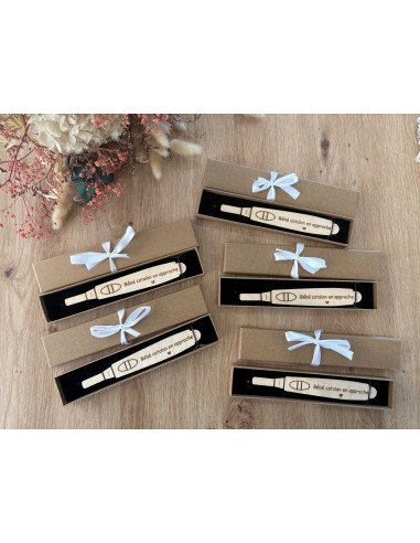 Test de grossesse en bois – Annonce personnalisée